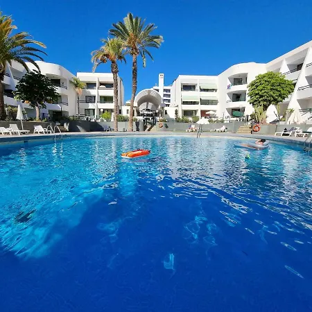 公寓 Casa Palmera 3 Only 150 Metres To The Beach, Heated Pool, Wifi, Sat-tv, Balcony