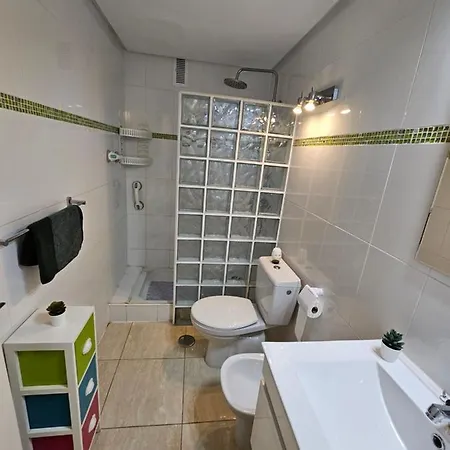 公寓 Casa Palmera 3 Only 150 Metres To The Beach, Heated Pool, Wifi, Sat-tv, Balcony *