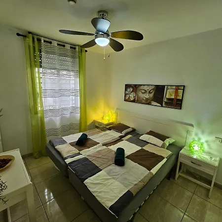 Casa Palmera 3 Only 150 Metres To The Beach, Heated Pool, Wifi, Sat-tv, Balcony 公寓 *